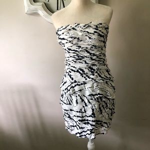 Jessica Simpson Womens Tiered Raw Hem Dress 10